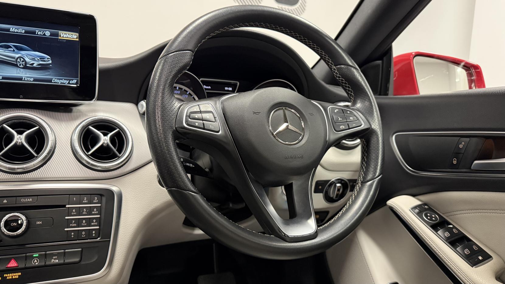 Mercedes-Benz CLA 2.1 CLA220d Sport Coupe 4dr Diesel 7G-DCT Euro 6 (s/s) (177 ps)