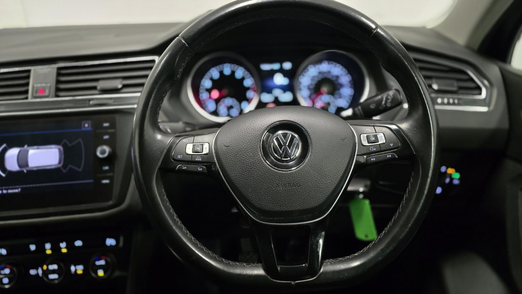 Volkswagen Tiguan 1.4 TSI SE Navigation SUV 5dr Petrol Manual Euro 6 (s/s) (150 ps)