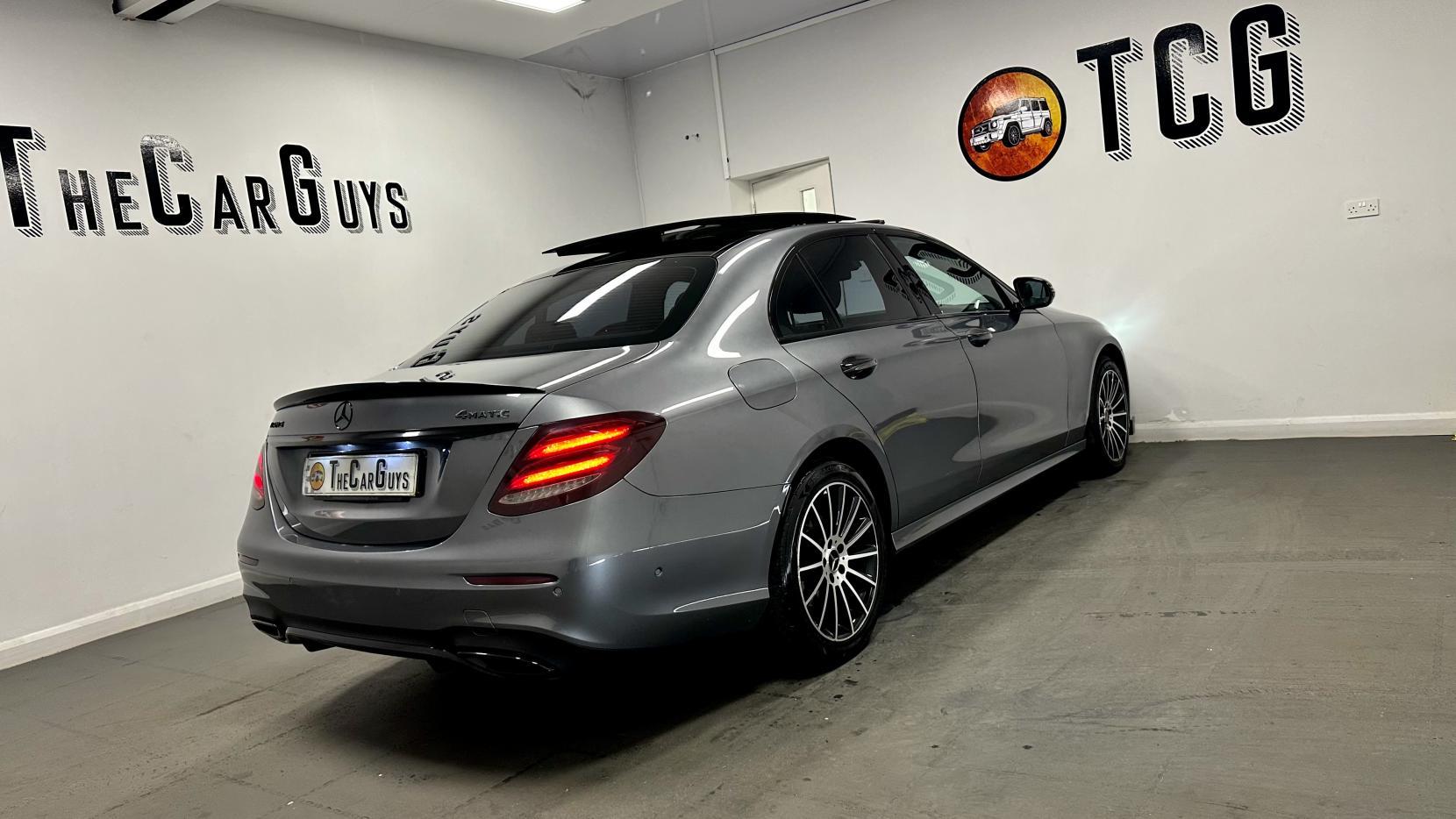 Mercedes-Benz E Class 2.0 E220d AMG Line (Premium Plus) Saloon 4dr Diesel G-Tronic+ 4MATIC Euro 6 (s/s) (194 ps)