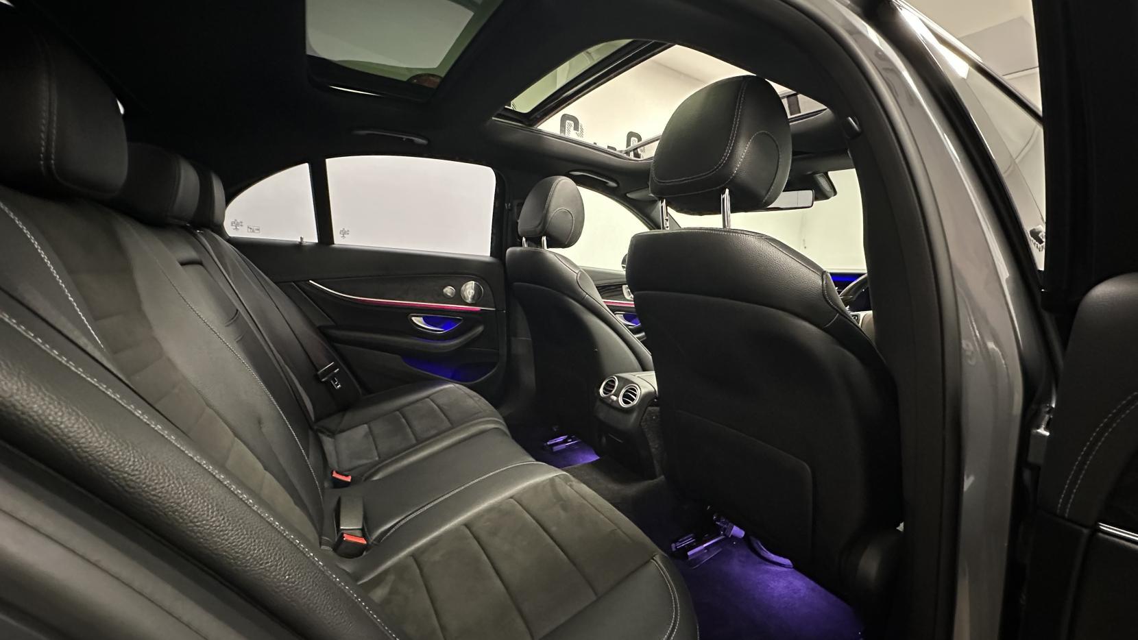 Mercedes-Benz E Class 2.0 E220d AMG Line (Premium Plus) Saloon 4dr Diesel G-Tronic+ 4MATIC Euro 6 (s/s) (194 ps)