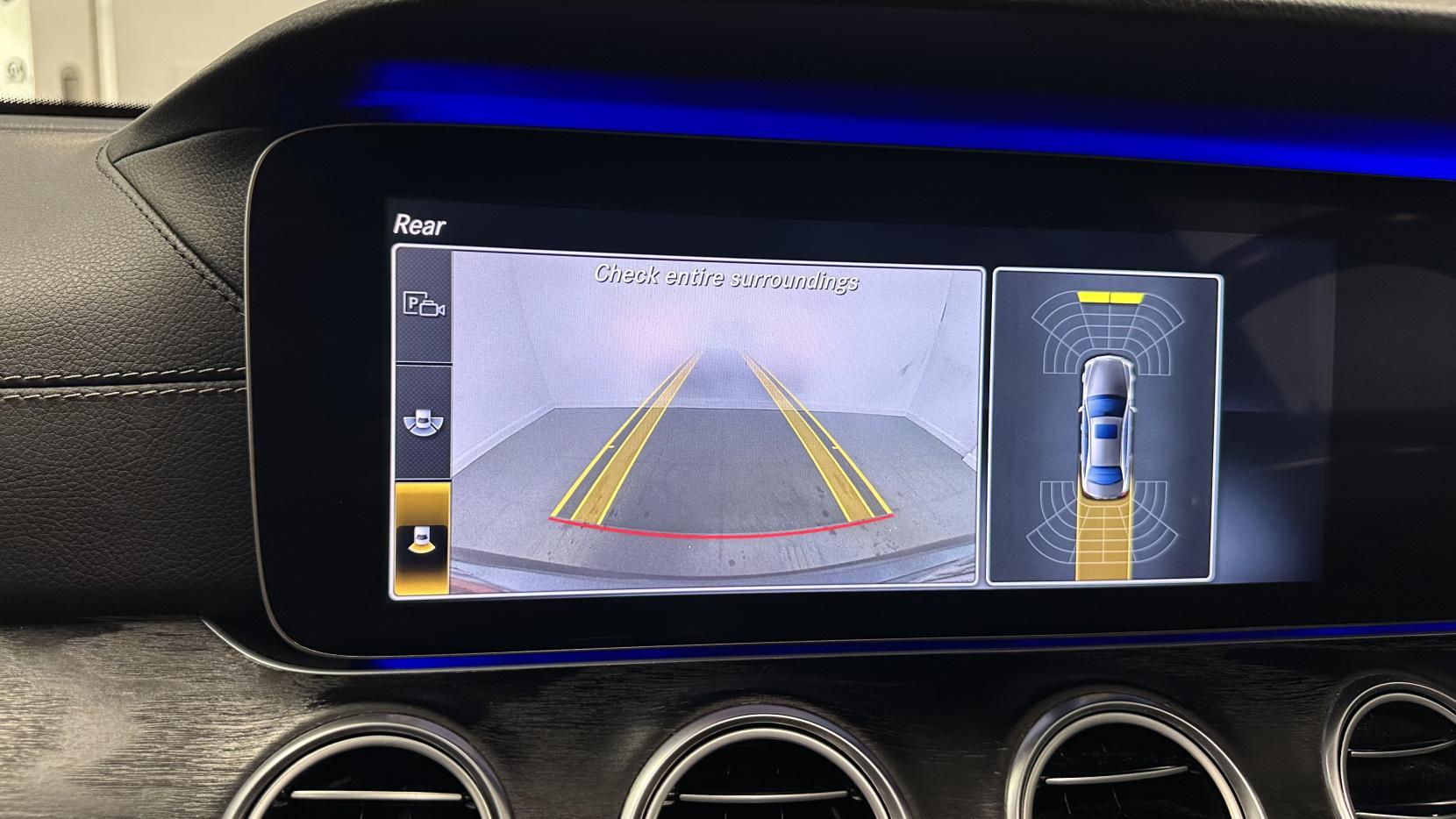 Mercedes-Benz E Class 2.0 E220d AMG Line (Premium Plus) Saloon 4dr Diesel G-Tronic+ 4MATIC Euro 6 (s/s) (194 ps)