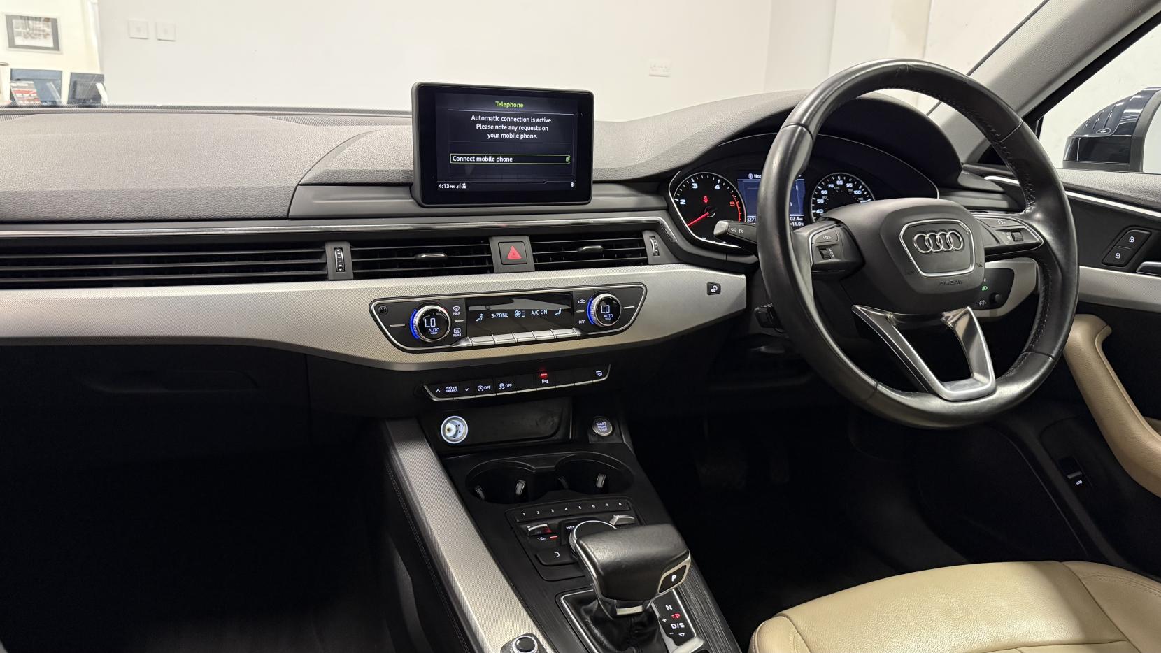 Audi A4 2.0 TDI ultra SE Saloon 4dr Diesel S Tronic Euro 6 (s/s) (150 ps)