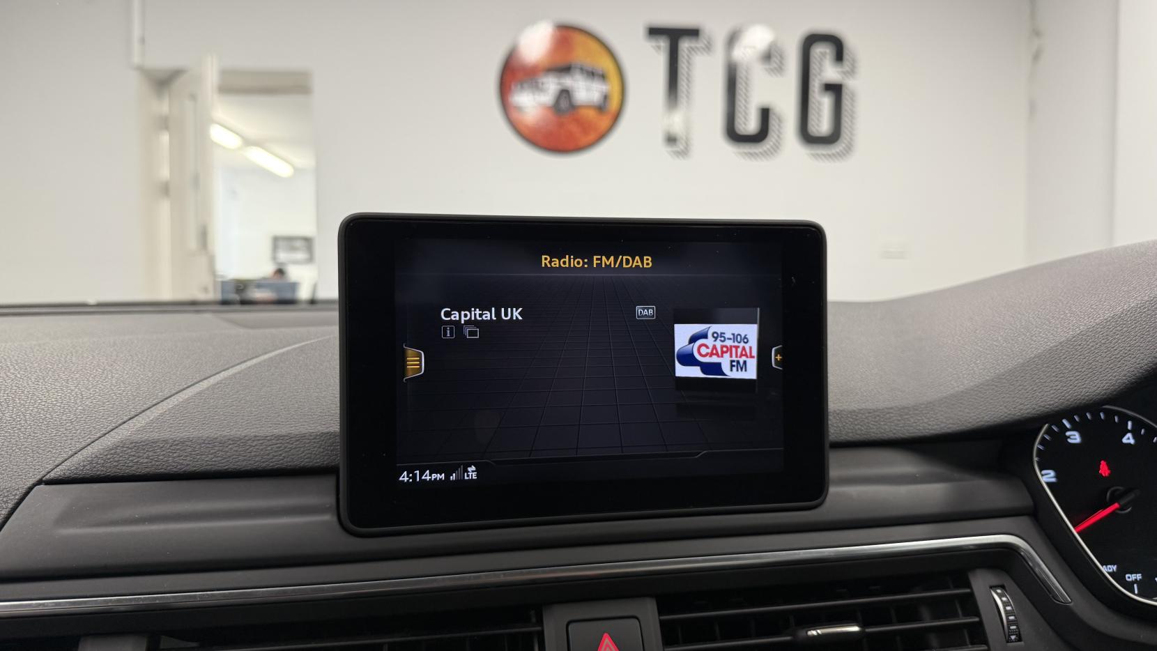 Audi A4 2.0 TDI ultra SE Saloon 4dr Diesel S Tronic Euro 6 (s/s) (150 ps)
