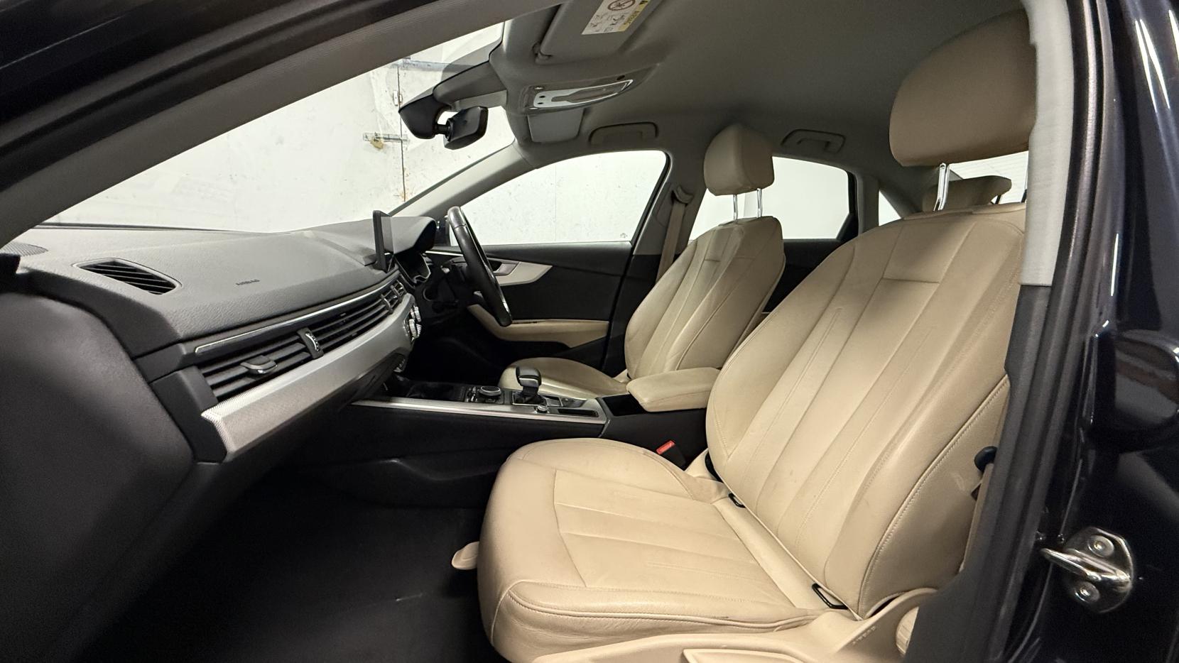 Audi A4 2.0 TDI ultra SE Saloon 4dr Diesel S Tronic Euro 6 (s/s) (150 ps)
