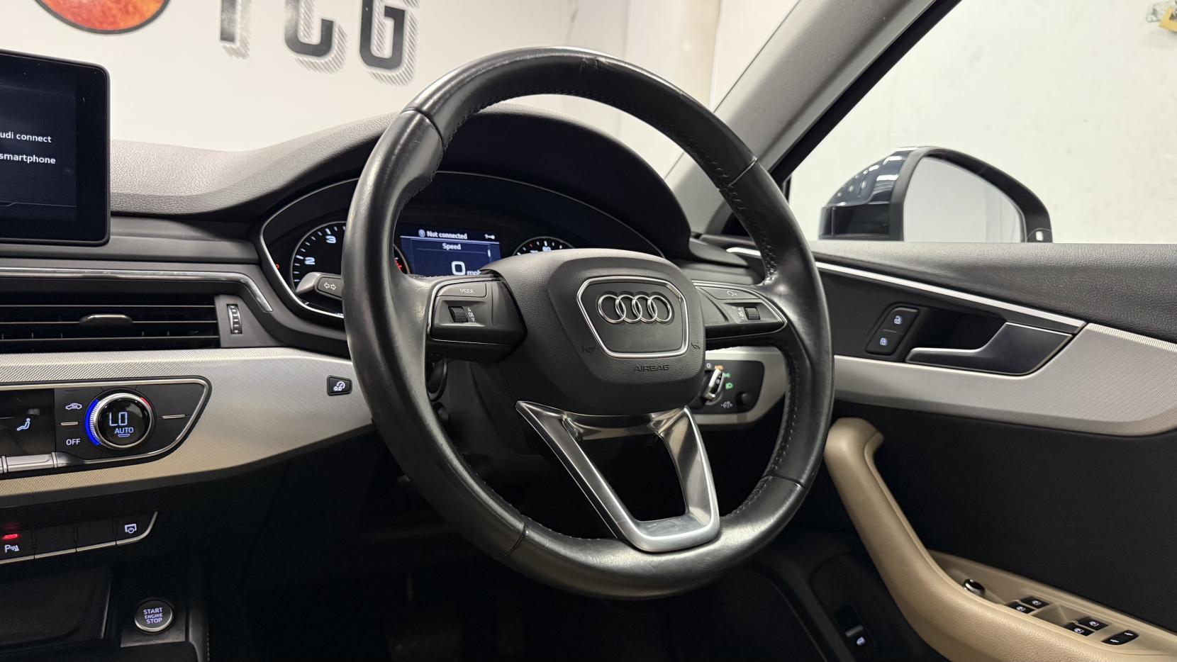 Audi A4 2.0 TDI ultra SE Saloon 4dr Diesel S Tronic Euro 6 (s/s) (150 ps)