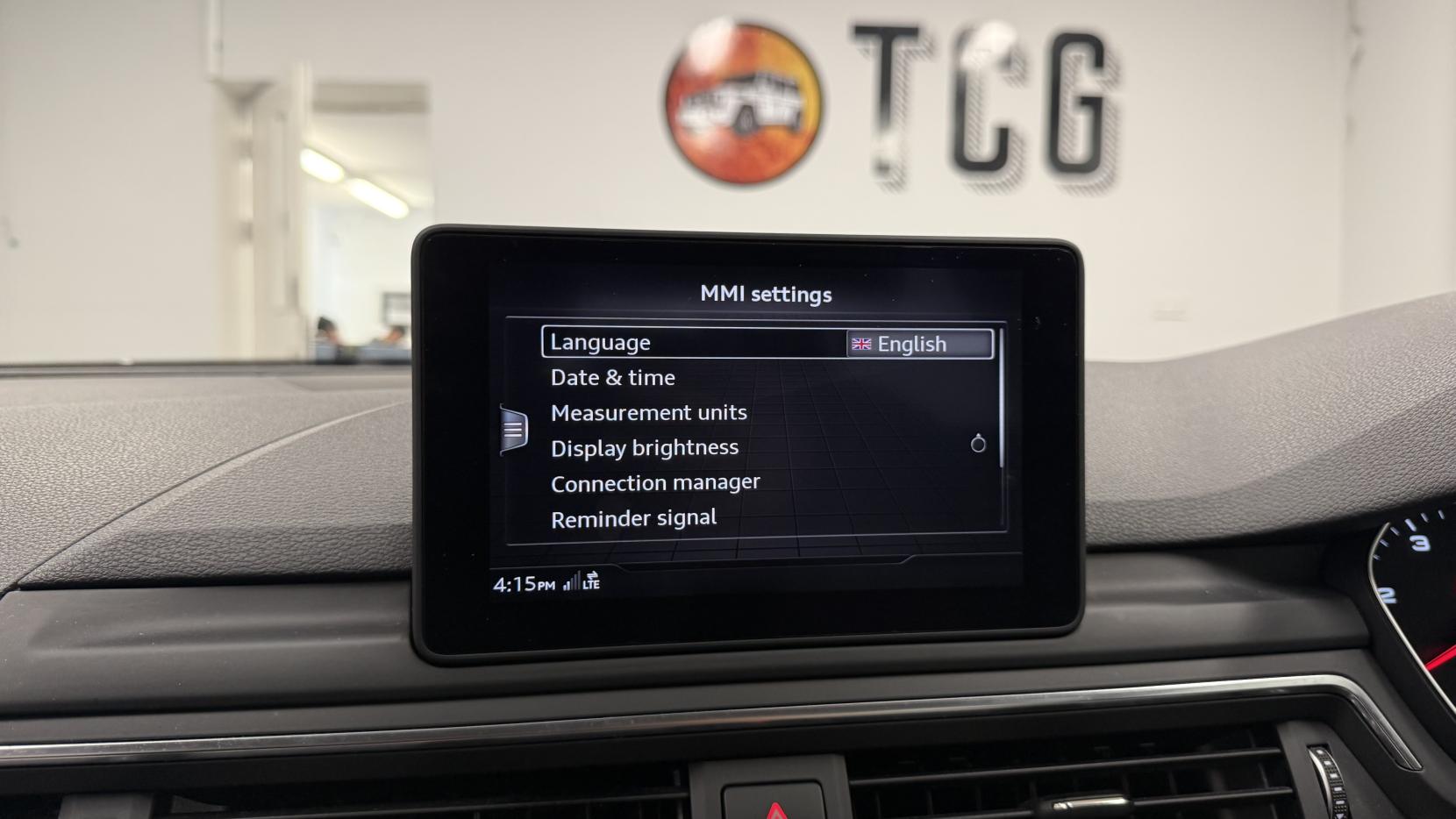 Audi A4 2.0 TDI ultra SE Saloon 4dr Diesel S Tronic Euro 6 (s/s) (150 ps)