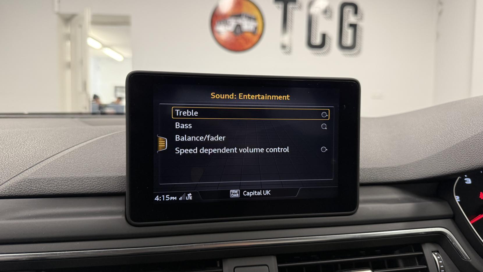 Audi A4 2.0 TDI ultra SE Saloon 4dr Diesel S Tronic Euro 6 (s/s) (150 ps)