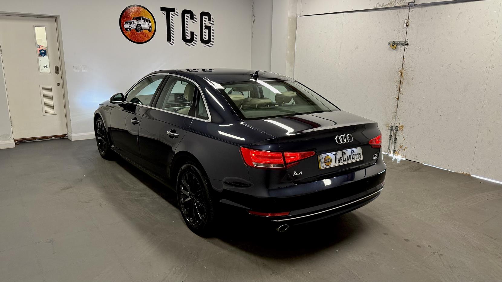 Audi A4 2.0 TDI ultra SE Saloon 4dr Diesel S Tronic Euro 6 (s/s) (150 ps)