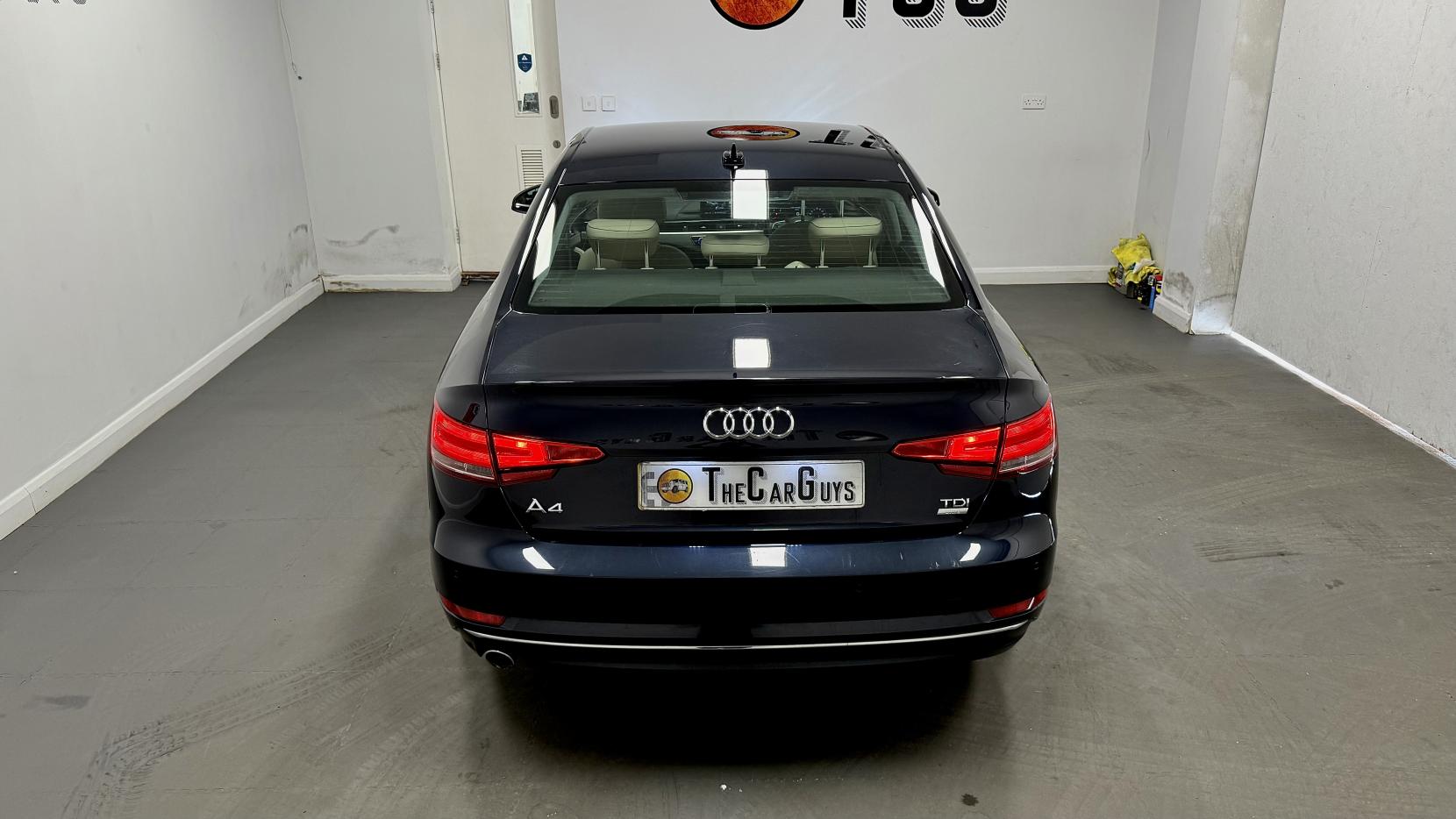 Audi A4 2.0 TDI ultra SE Saloon 4dr Diesel S Tronic Euro 6 (s/s) (150 ps)