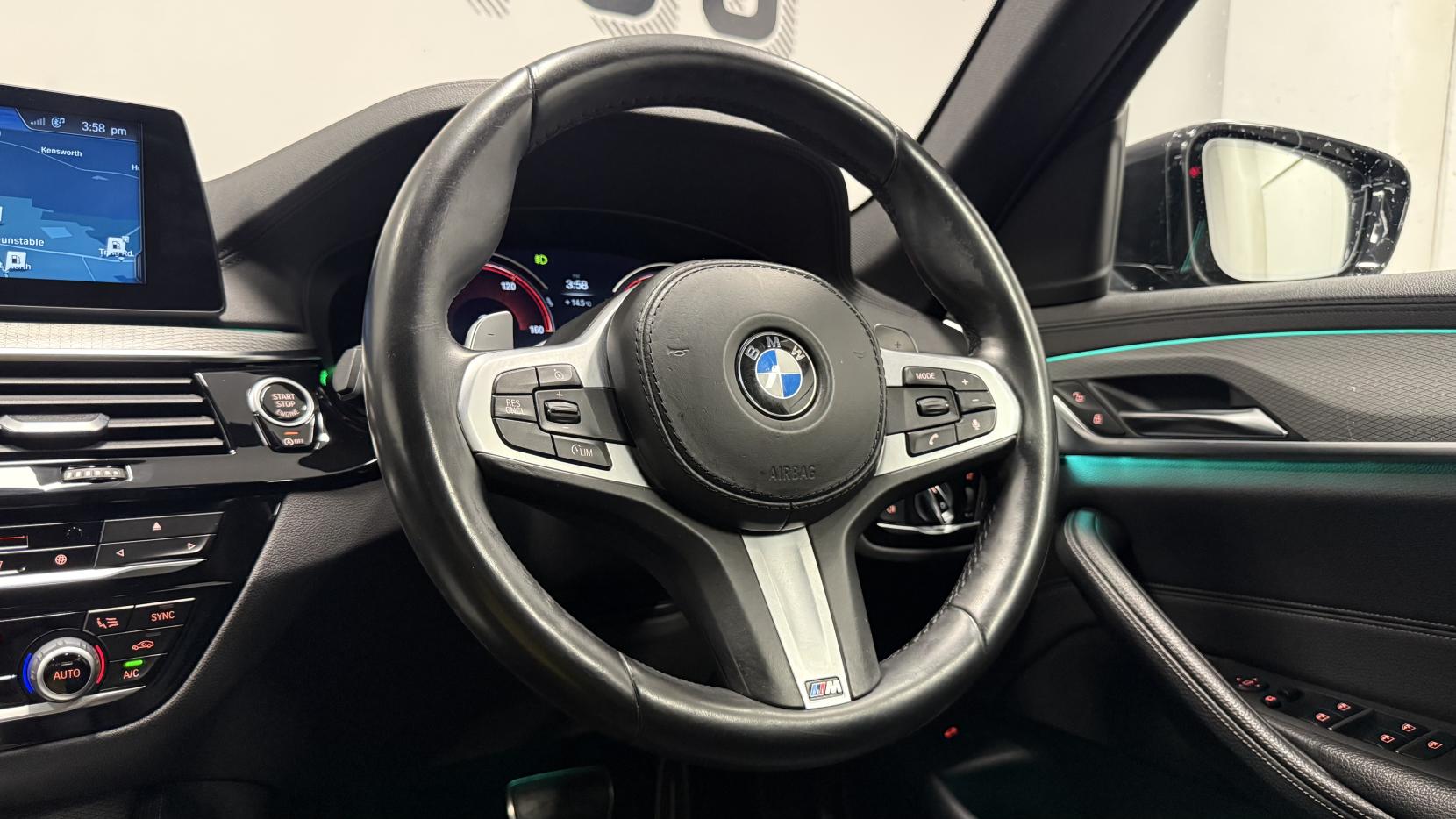 BMW 5 Series 3.0 540i M Sport Saloon 4dr Petrol Auto xDrive Euro 6 (s/s) (340 ps)