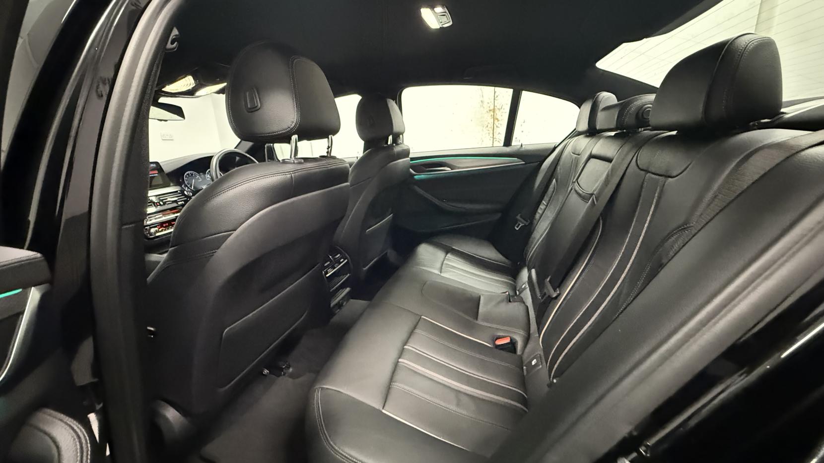 BMW 5 Series 3.0 540i M Sport Saloon 4dr Petrol Auto xDrive Euro 6 (s/s) (340 ps)