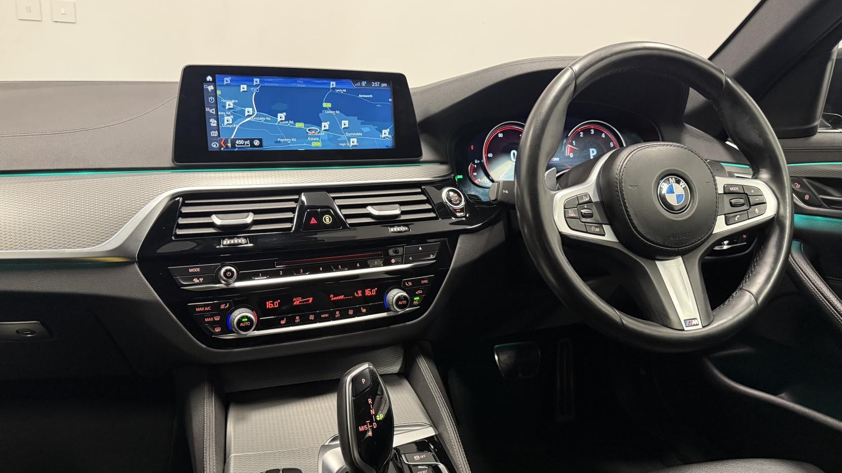 BMW 5 Series 3.0 540i M Sport Saloon 4dr Petrol Auto xDrive Euro 6 (s/s) (340 ps)