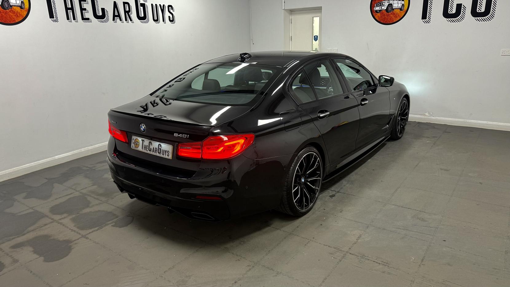 BMW 5 Series 3.0 540i M Sport Saloon 4dr Petrol Auto xDrive Euro 6 (s/s) (340 ps)