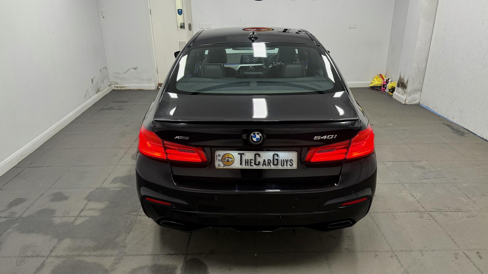 BMW 5 Series 3.0 540i M Sport Saloon 4dr Petrol Auto xDrive Euro 6 (s/s) (340 ps)