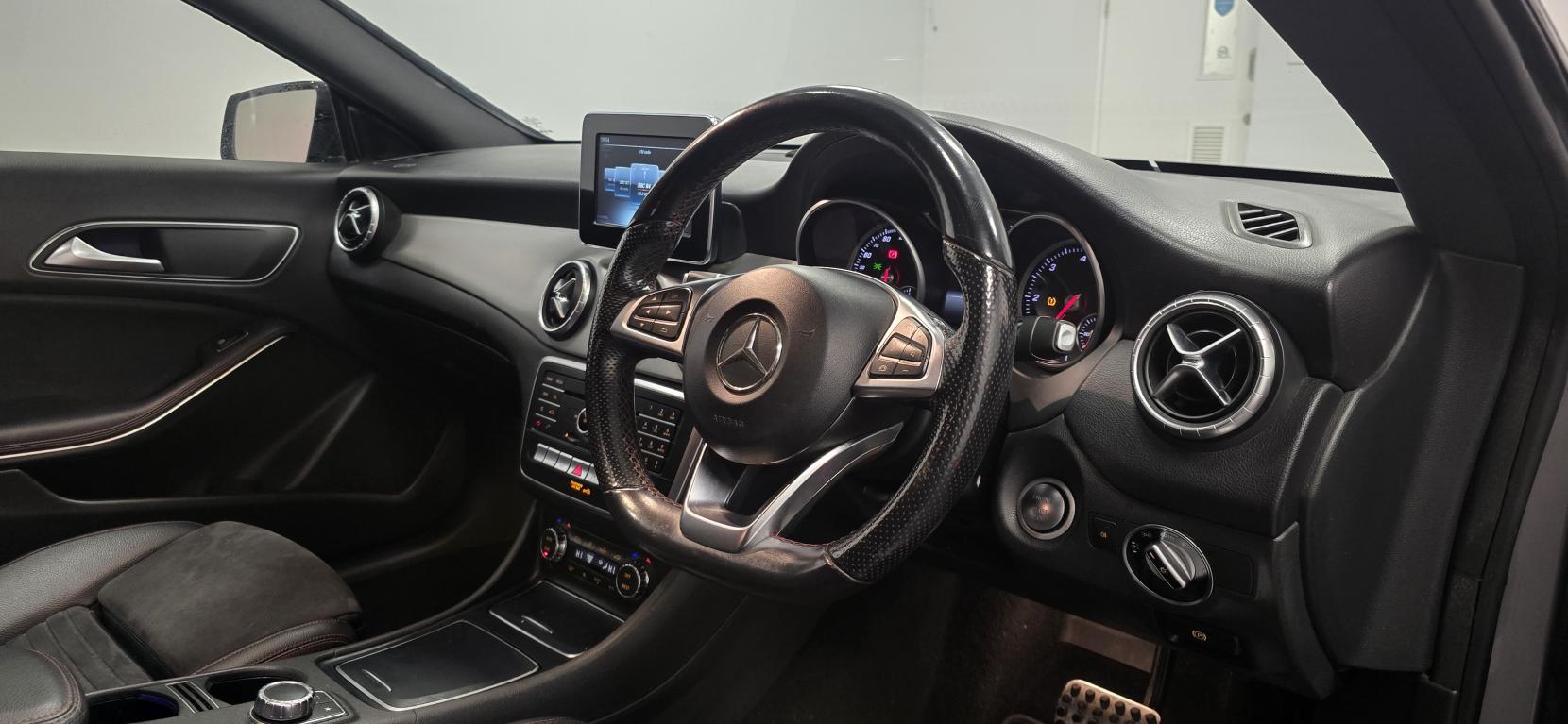 Mercedes-Benz CLA 2.1 CLA220d AMG Line Shooting Brake 5dr Diesel 7G-DCT Euro 6 (s/s) (177 ps)