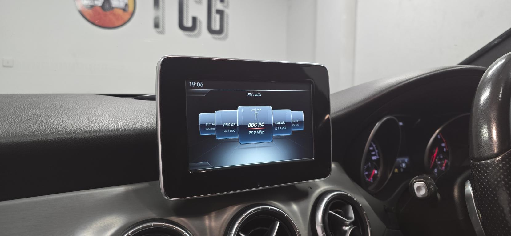 Mercedes-Benz CLA 2.1 CLA220d AMG Line Shooting Brake 5dr Diesel 7G-DCT Euro 6 (s/s) (177 ps)