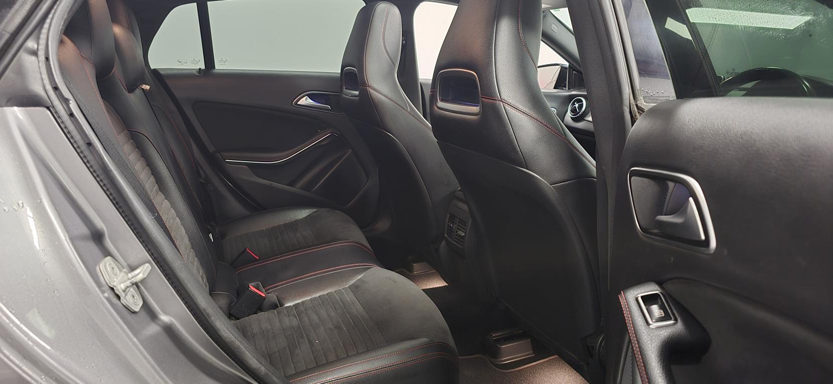 Mercedes-Benz CLA 2.1 CLA220d AMG Line Shooting Brake 5dr Diesel 7G-DCT Euro 6 (s/s) (177 ps)