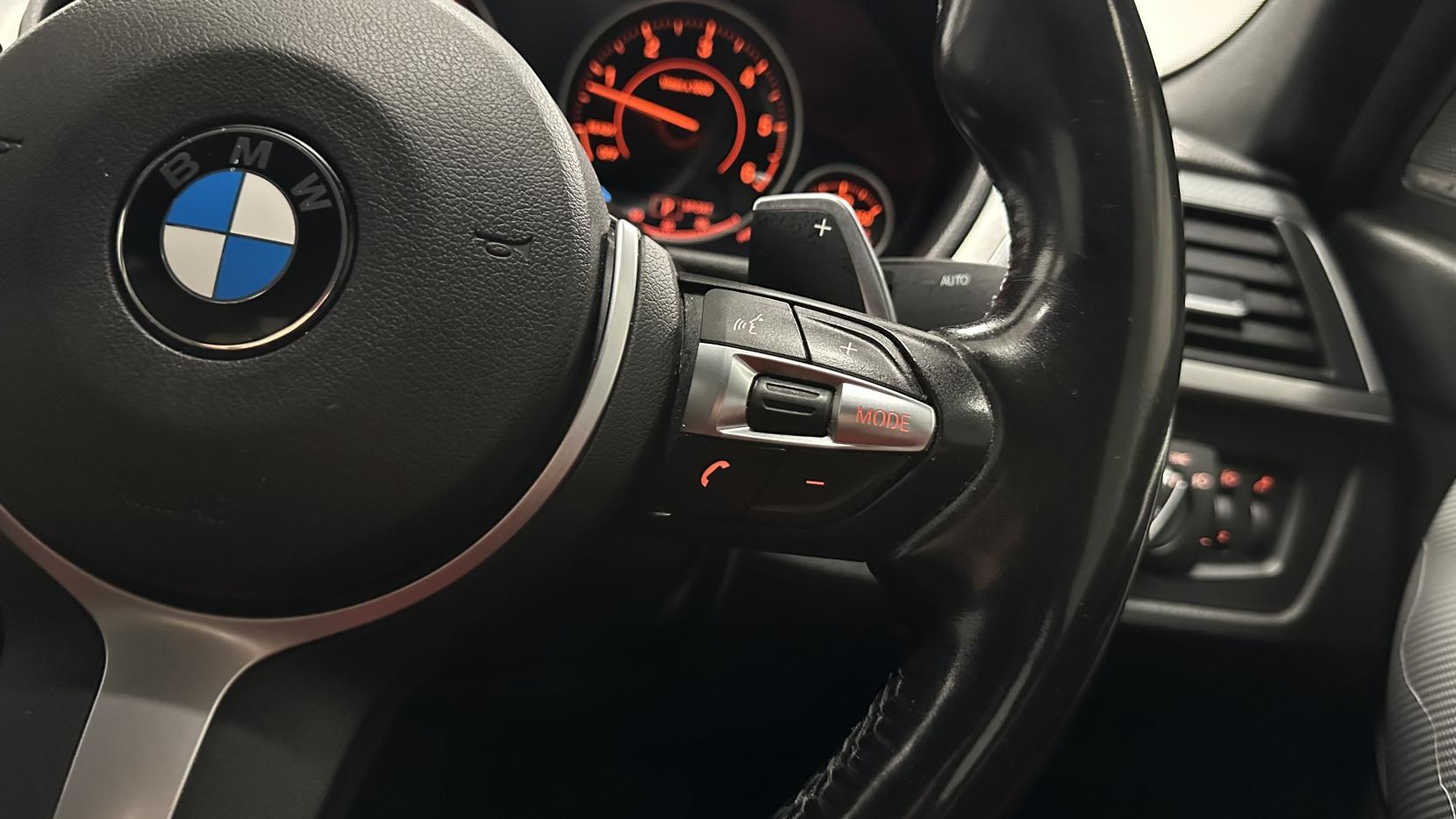 BMW 3 Series 3.0 330d M Sport Shadow Edition Saloon 4dr Diesel Auto xDrive Euro 6 (s/s) (258 ps)