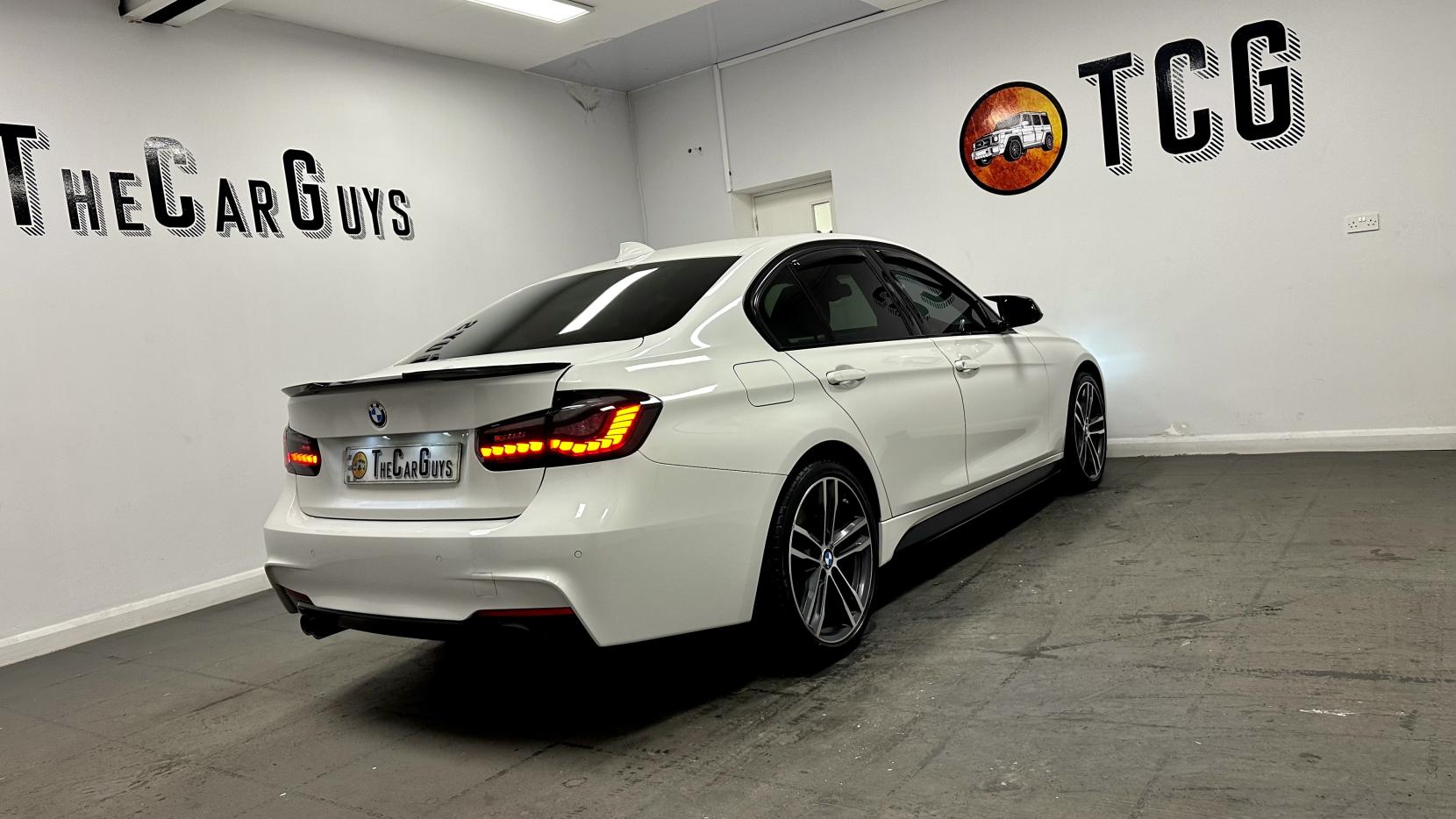 BMW 3 Series 3.0 330d M Sport Shadow Edition Saloon 4dr Diesel Auto xDrive Euro 6 (s/s) (258 ps)