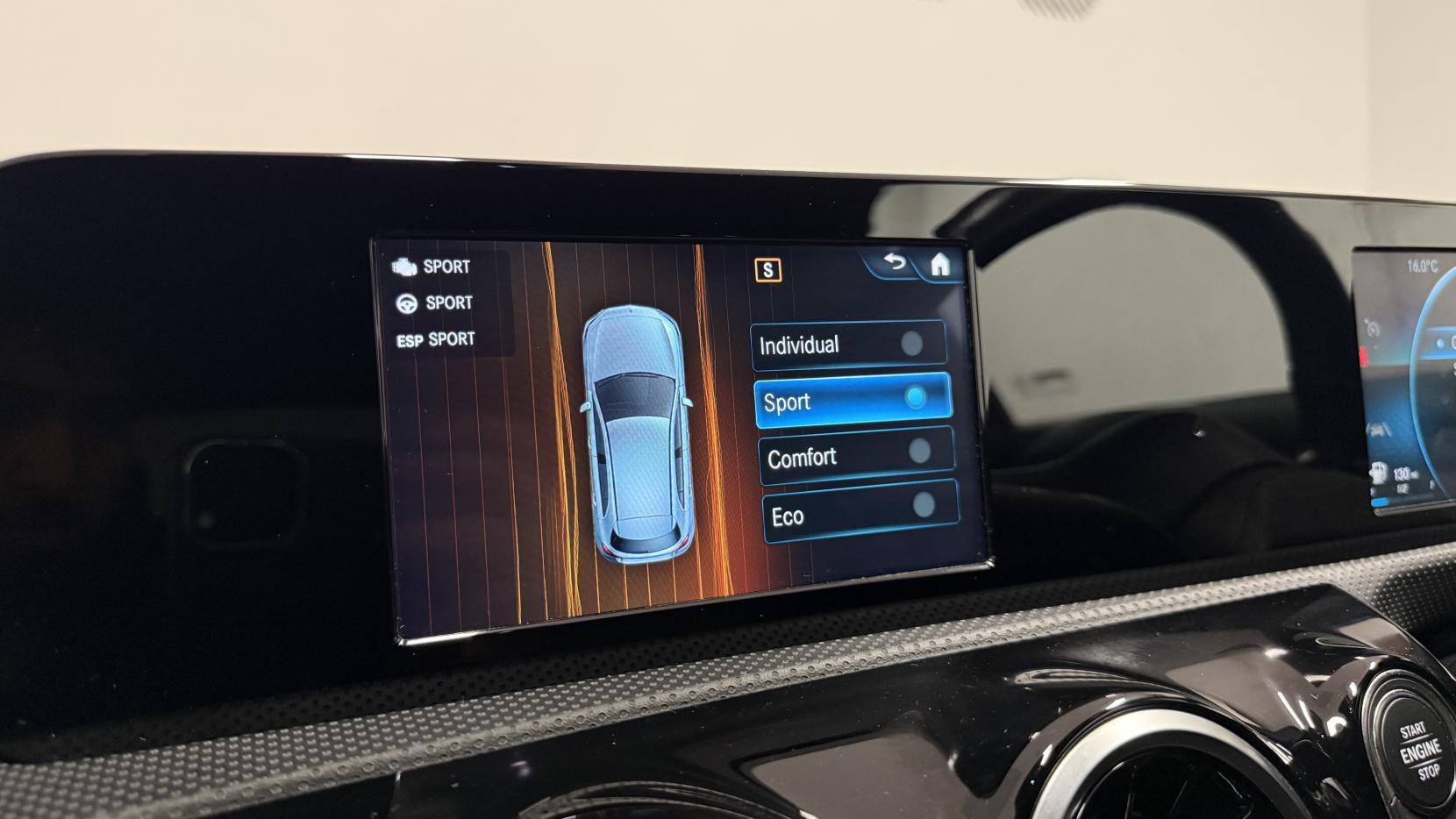 Mercedes-Benz A Class 1.3 A200 Sport Hatchback 5dr Petrol 7G-DCT Euro 6 (s/s) (163 ps)