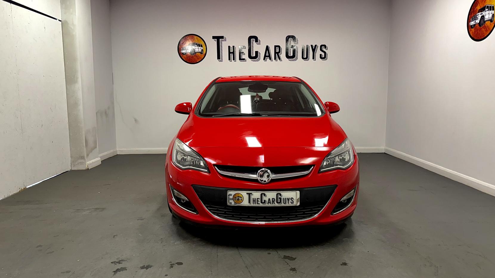 Vauxhall Astra 1.6 16v Elite Hatchback 5dr Petrol Auto Euro 5 (115 ps)