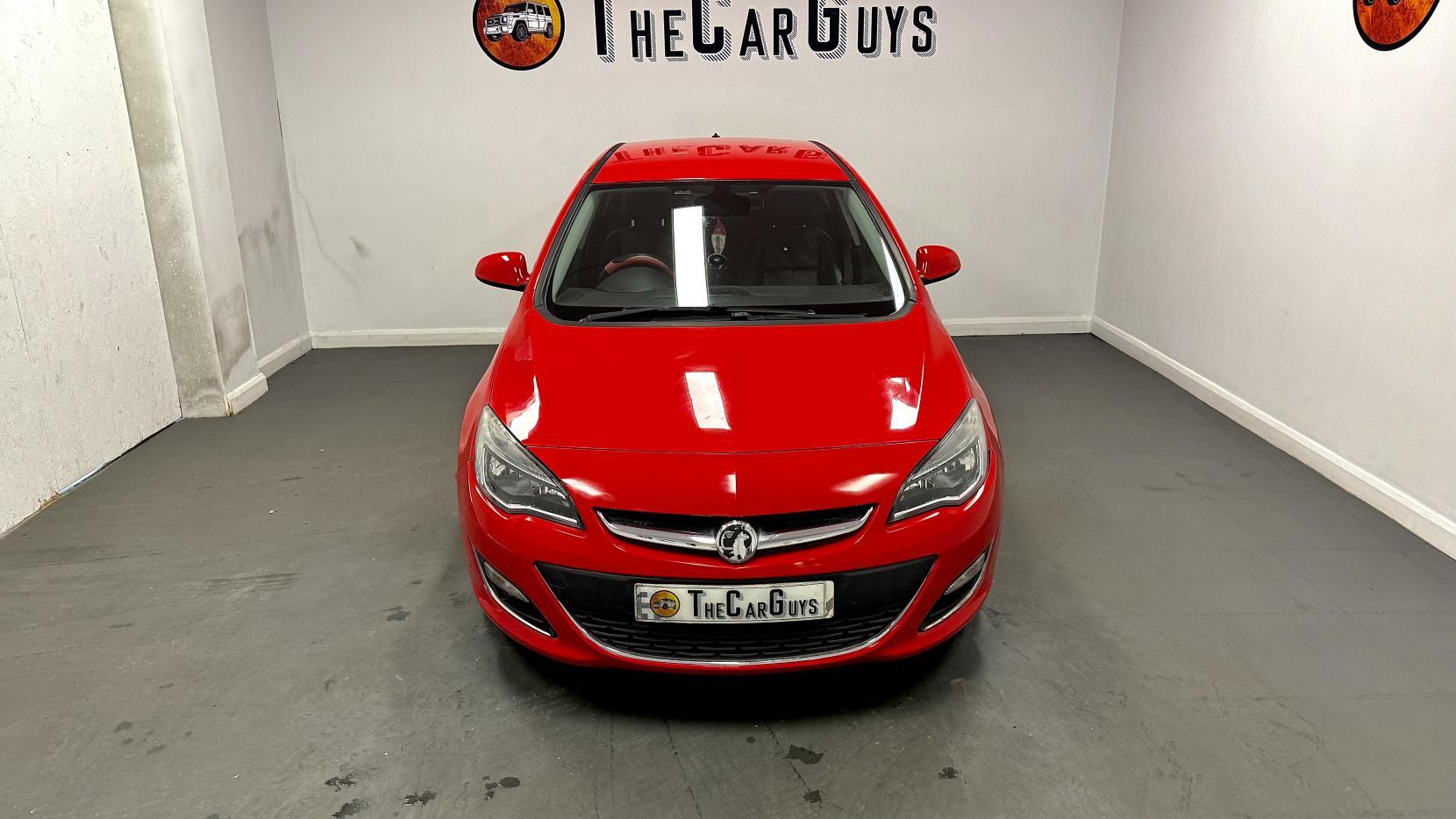 Vauxhall Astra 1.6 16v Elite Hatchback 5dr Petrol Auto Euro 5 (115 ps)