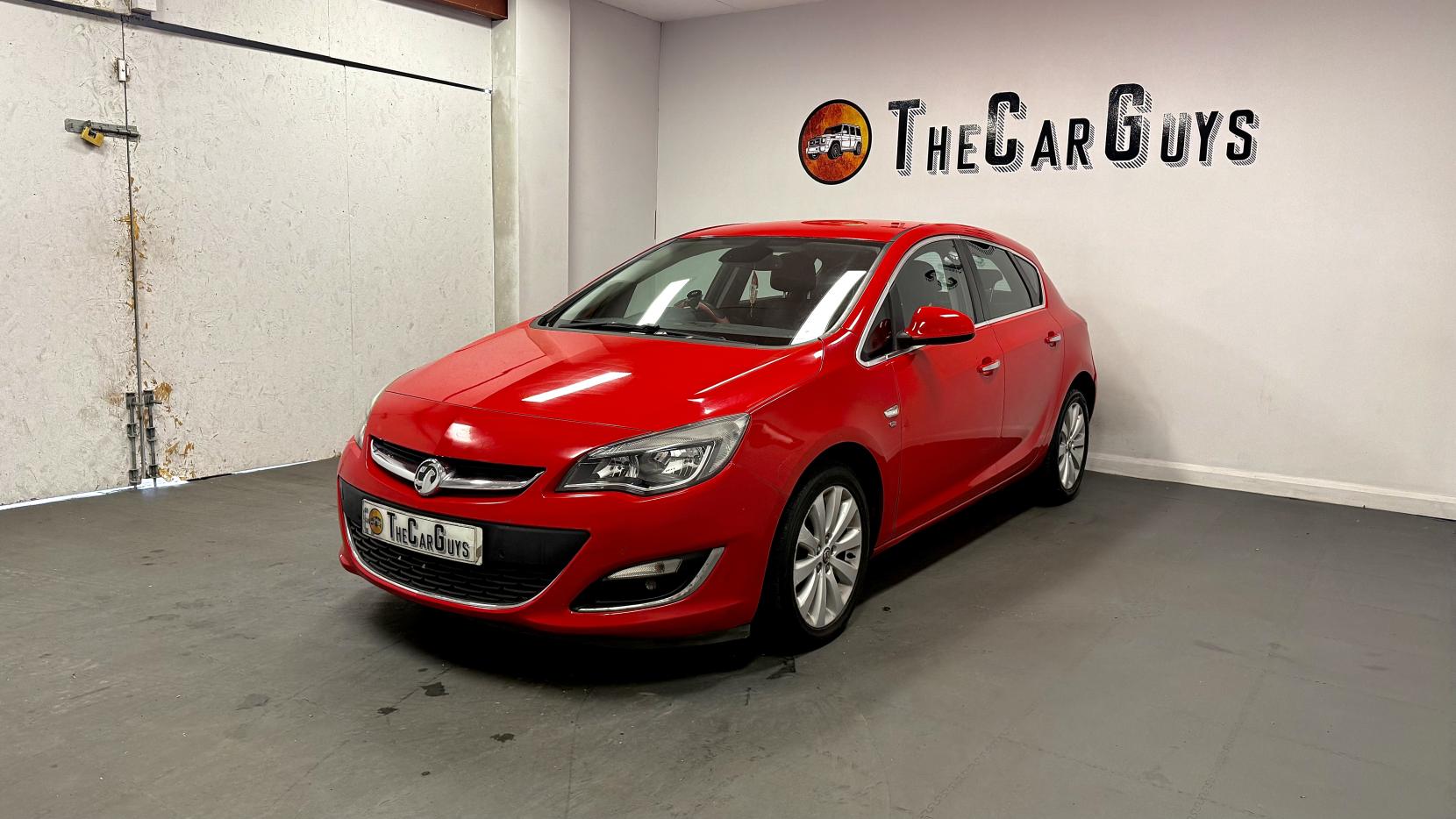 Vauxhall Astra 1.6 16v Elite Hatchback 5dr Petrol Auto Euro 5 (115 ps)