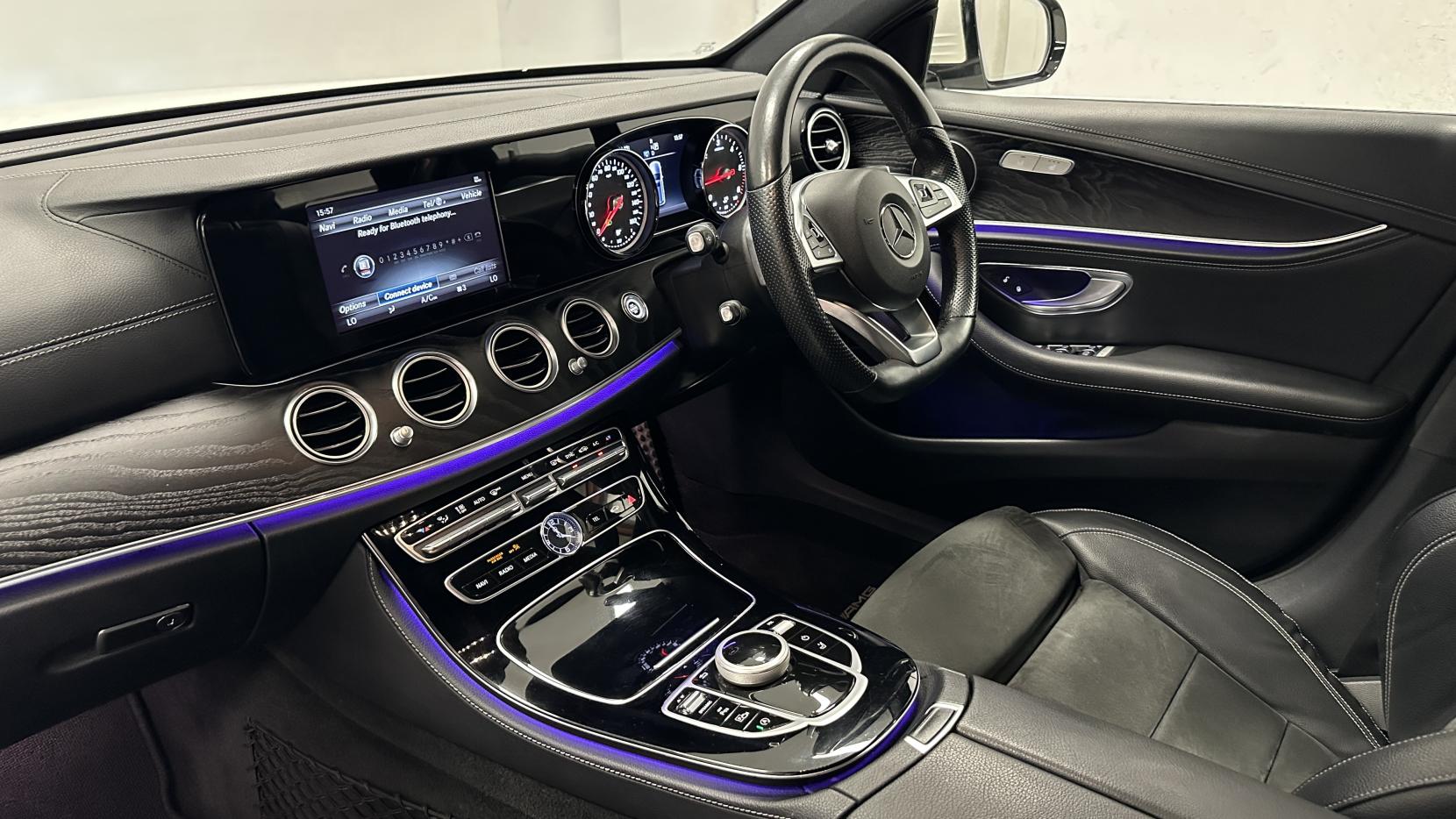 Mercedes-Benz E Class 2.0 E220d AMG Line Estate 5dr Diesel G-Tronic+ Euro 6 (s/s) (194 ps)