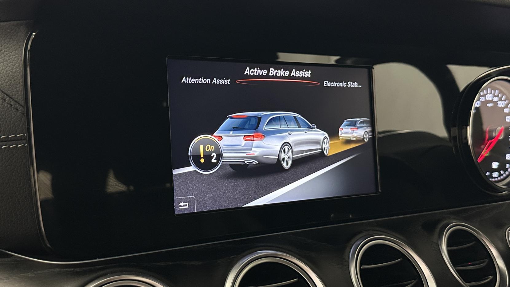Mercedes-Benz E Class 2.0 E220d AMG Line Estate 5dr Diesel G-Tronic+ Euro 6 (s/s) (194 ps)