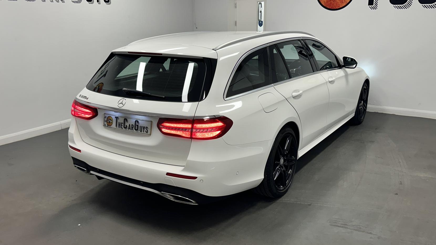 Mercedes-Benz E Class 2.0 E220d AMG Line Estate 5dr Diesel G-Tronic+ Euro 6 (s/s) (194 ps)