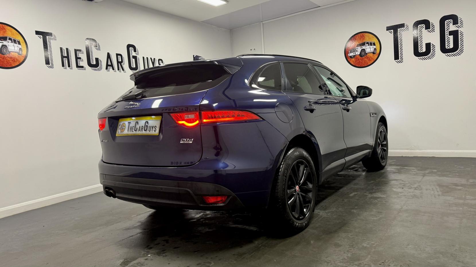 Jaguar F-PACE 2.0 D180 R-Sport SUV 5dr Diesel Auto AWD Euro 6 (s/s) (180 ps)
