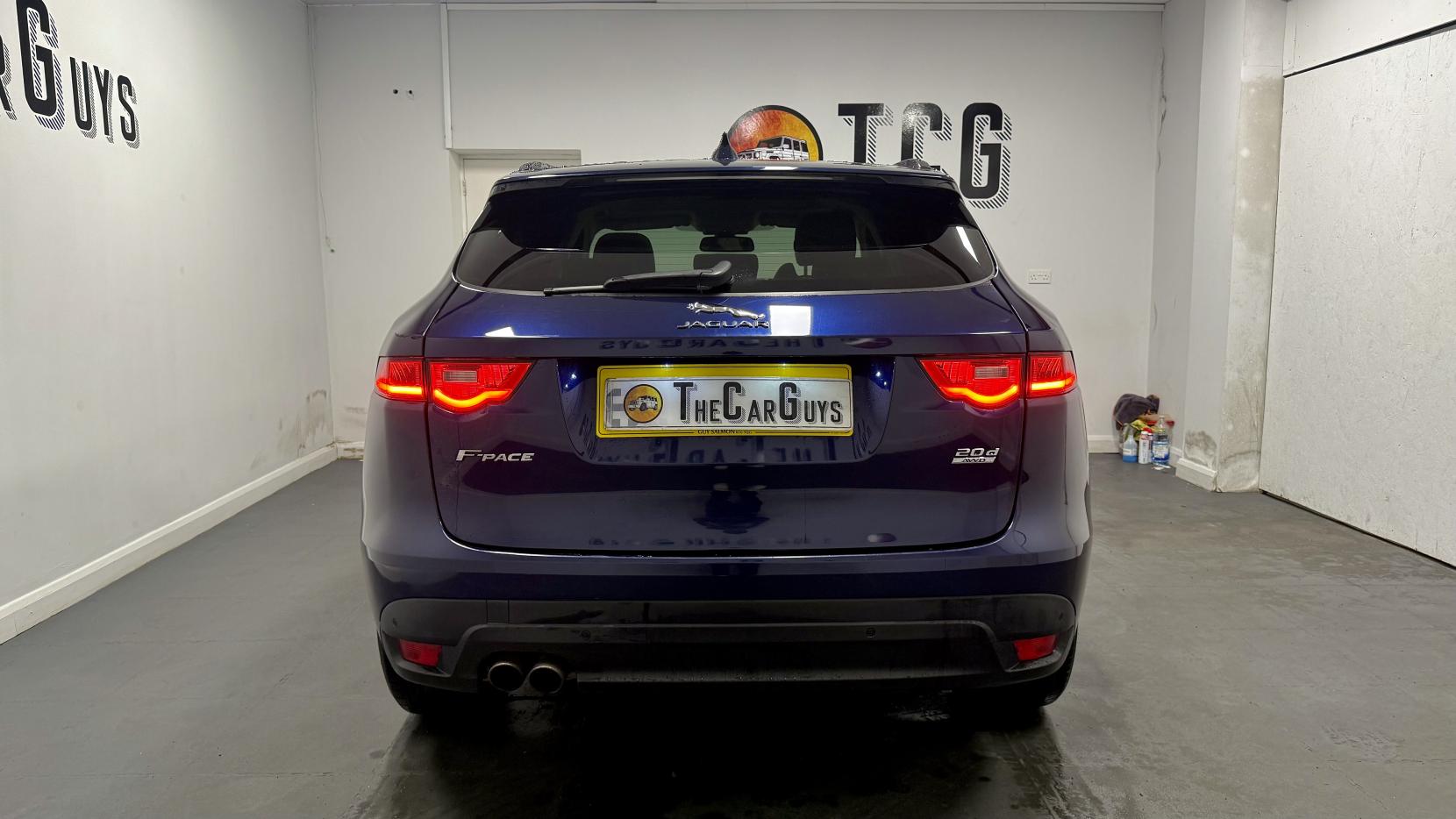 Jaguar F-PACE 2.0 D180 R-Sport SUV 5dr Diesel Auto AWD Euro 6 (s/s) (180 ps)