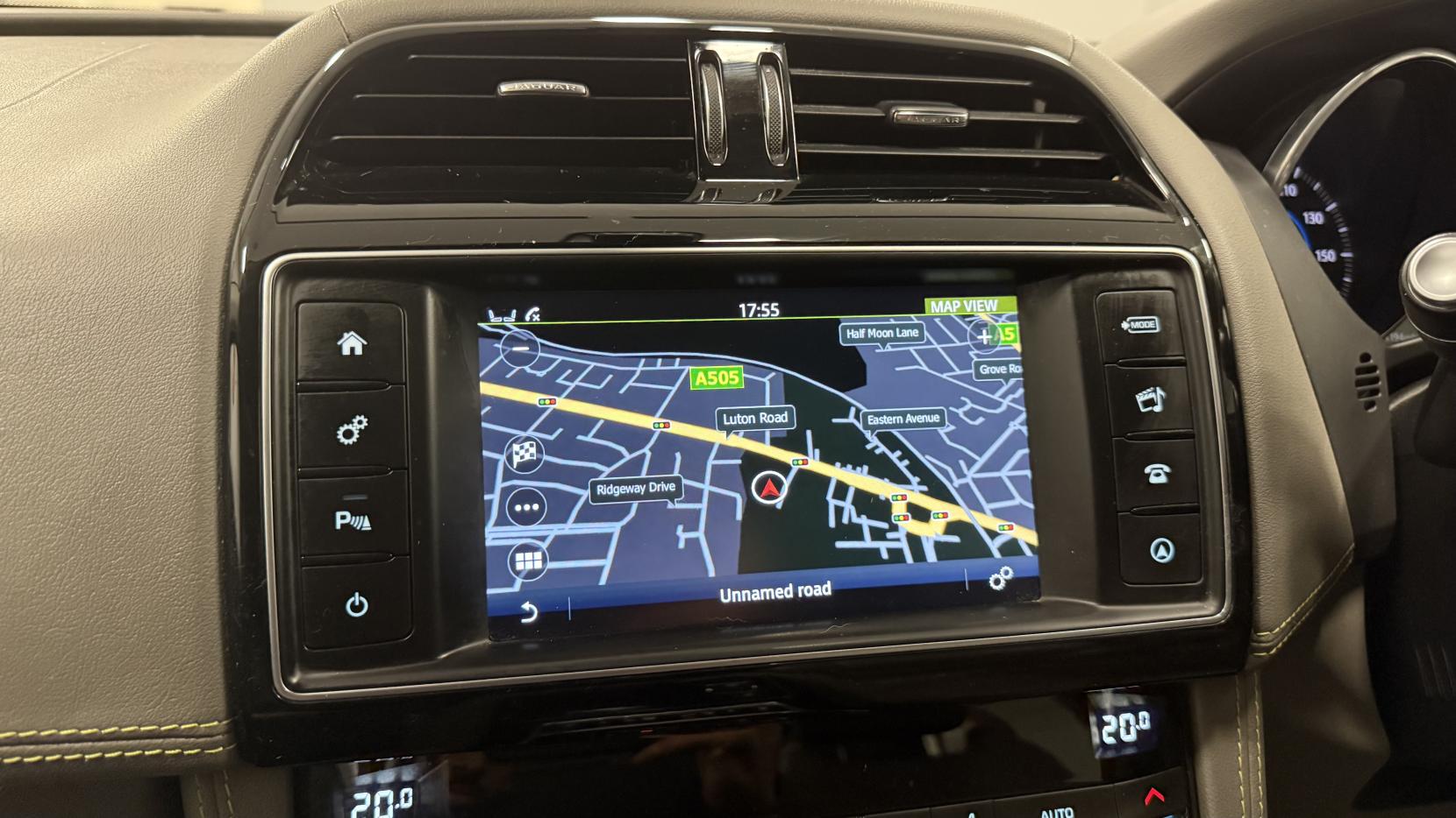 Jaguar F-PACE 2.0 D180 R-Sport SUV 5dr Diesel Auto AWD Euro 6 (s/s) (180 ps)