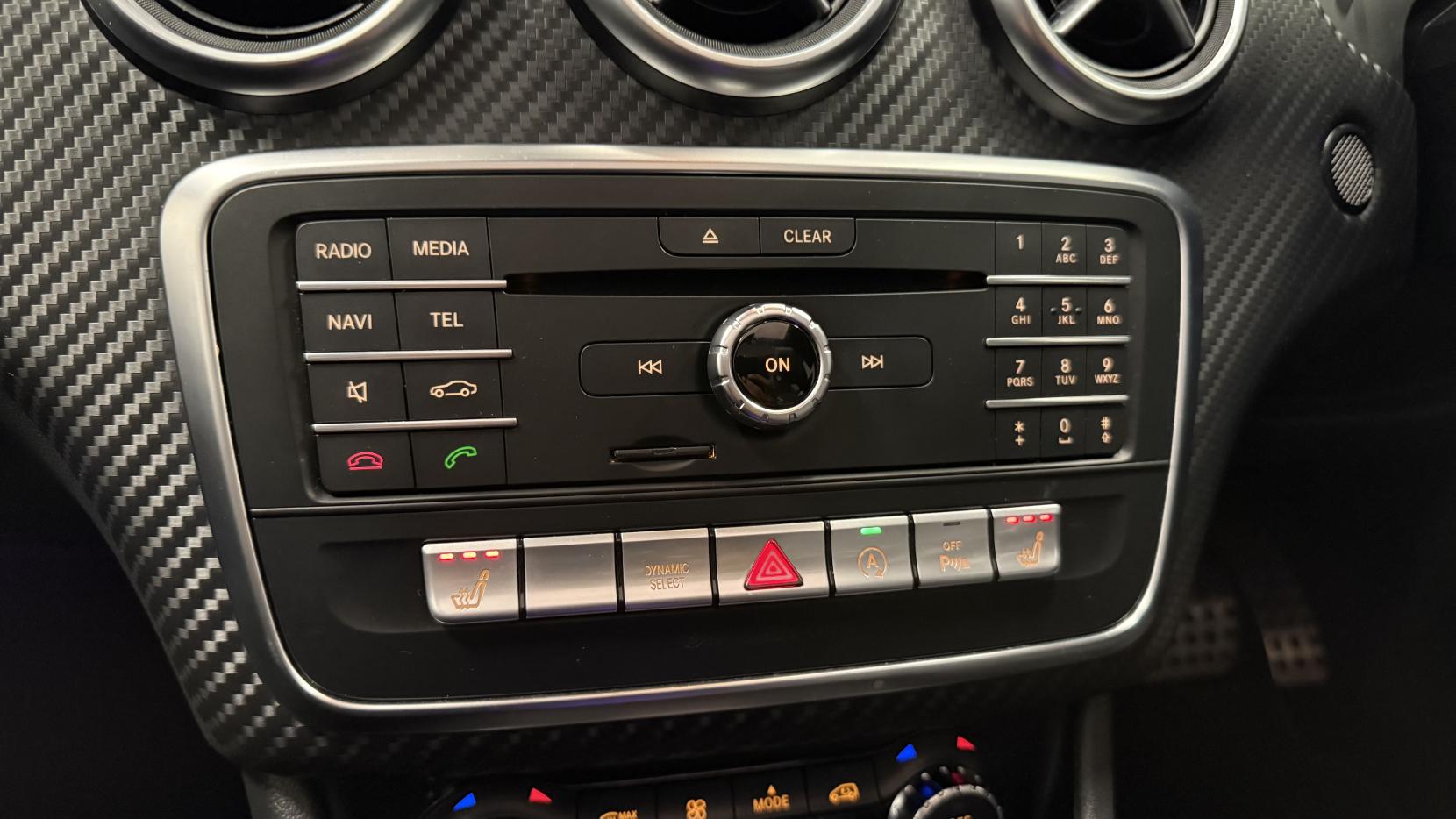 Mercedes-Benz A Class 2.1 A200d AMG Line (Premium Plus) Hatchback 5dr Diesel 7G-DCT Euro 6 (s/s) (136 ps)