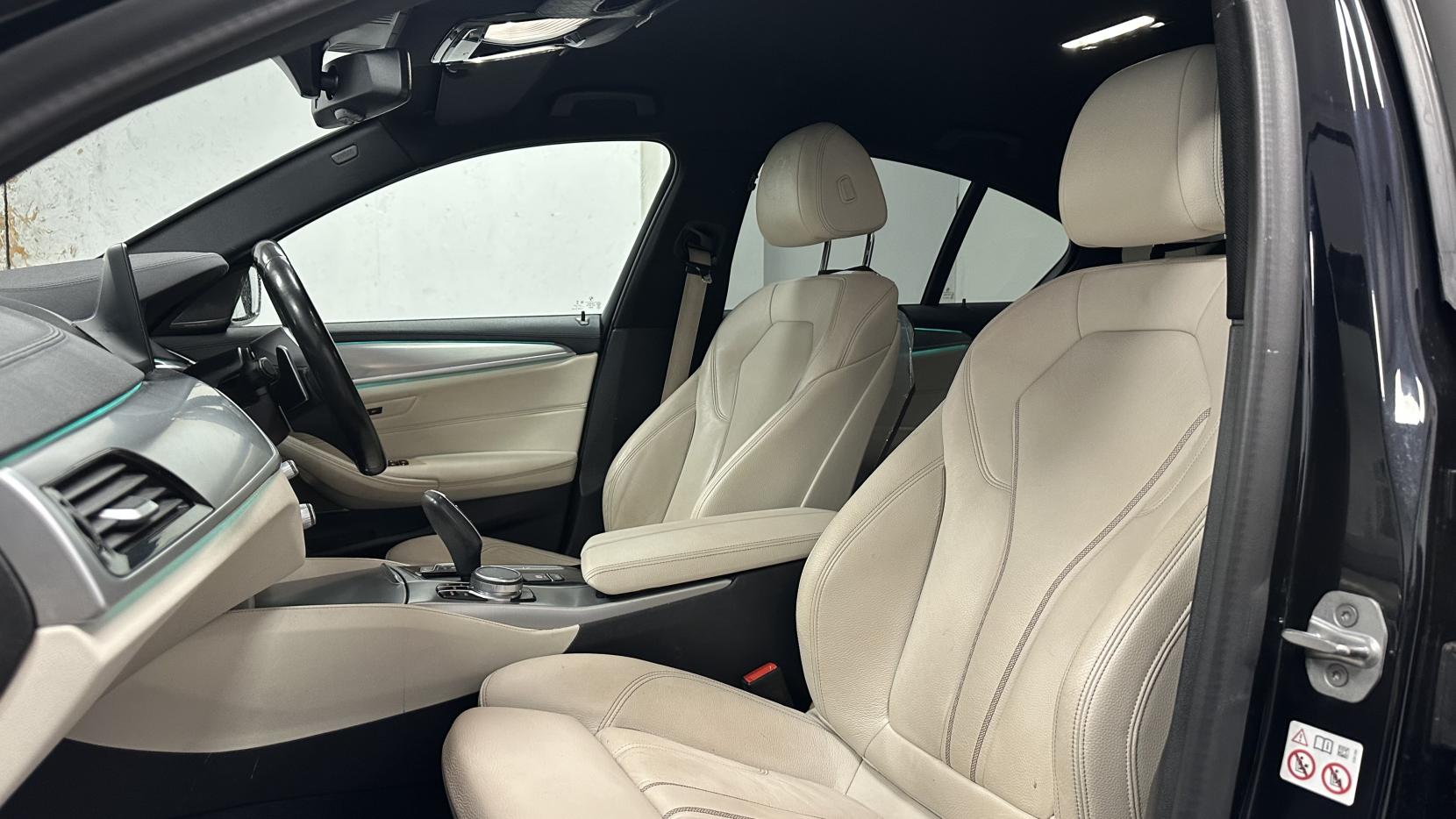 BMW 5 Series 2.0 520d MHT M Sport Saloon 4dr Diesel Hybrid Auto Euro 6 (s/s) (190 ps)