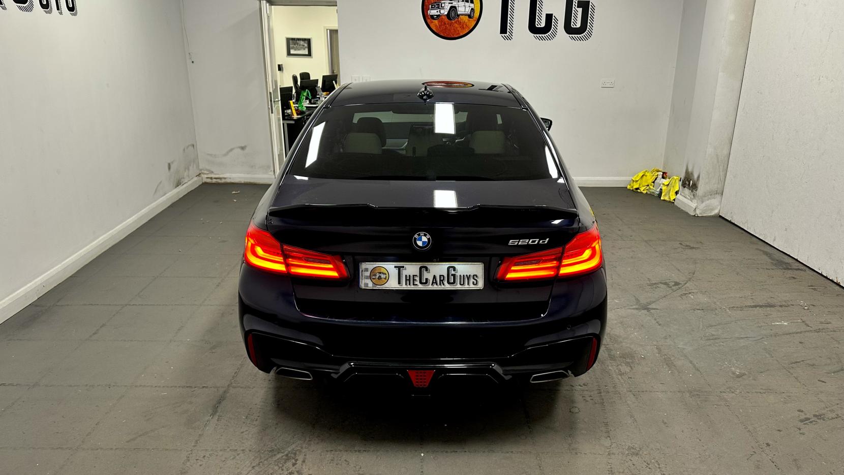 BMW 5 Series 2.0 520d MHT M Sport Saloon 4dr Diesel Hybrid Auto Euro 6 (s/s) (190 ps)