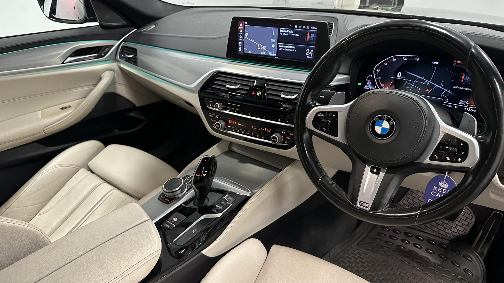 BMW 5 Series 2.0 520d MHT M Sport Saloon 4dr Diesel Hybrid Auto Euro 6 (s/s) (190 ps)