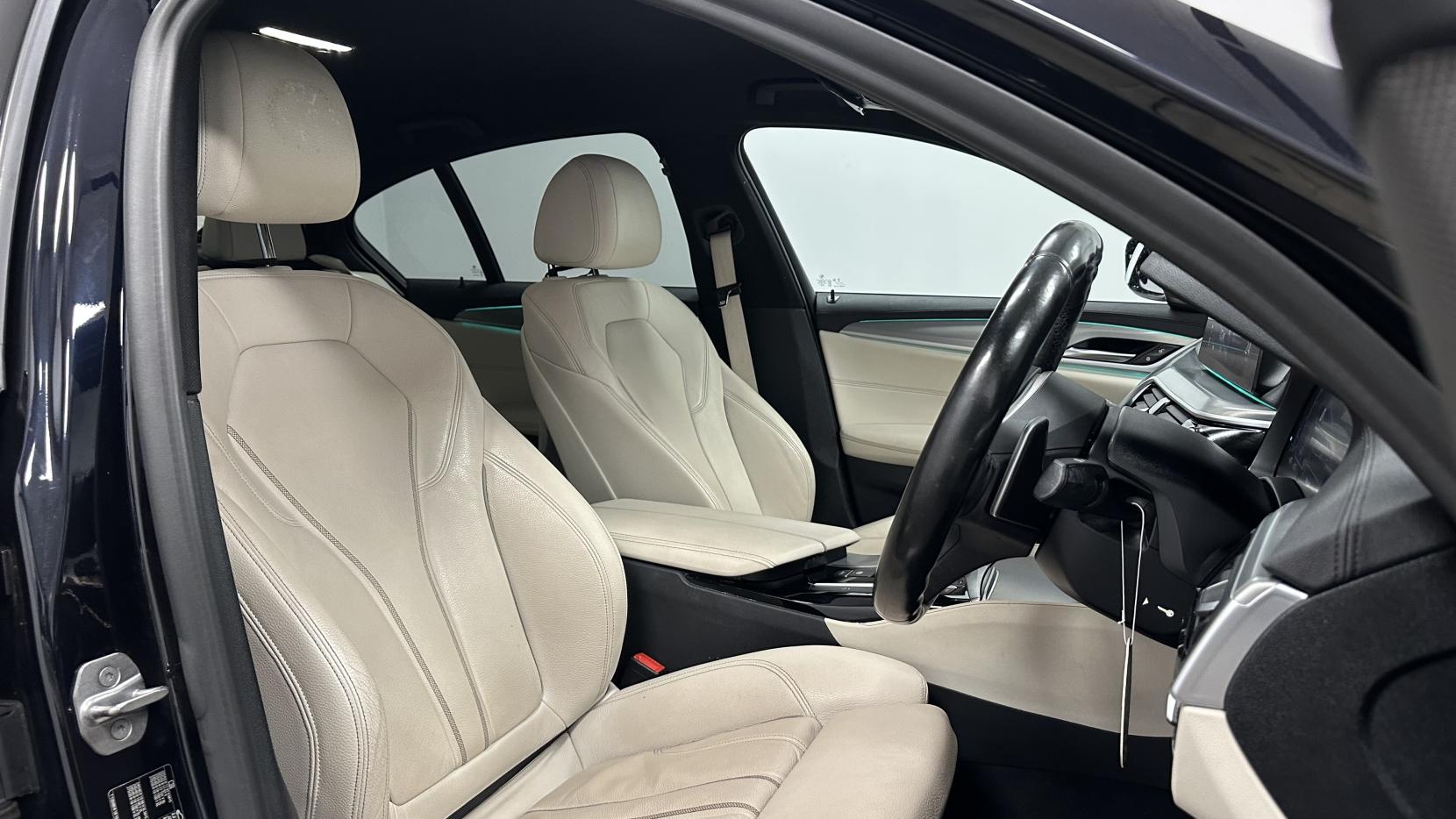 BMW 5 Series 2.0 520d MHT M Sport Saloon 4dr Diesel Hybrid Auto Euro 6 (s/s) (190 ps)