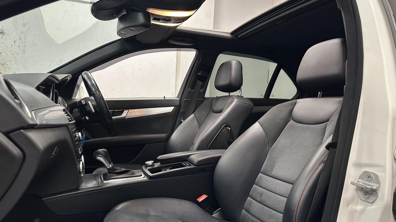 Mercedes-Benz C Class 2.1 C250 CDI AMG Sport Plus Saloon 4dr Diesel G-Tronic+ Euro 5 (s/s) (204 ps)