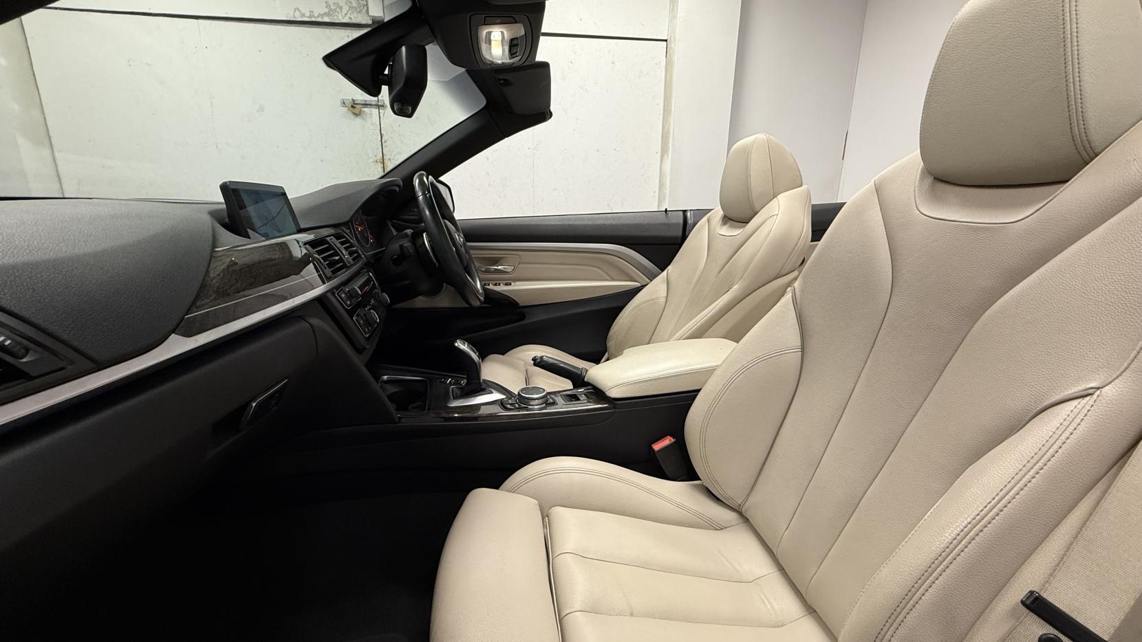 BMW 4 Series 3.0 435d M Sport Convertible 2dr Diesel Auto xDrive Euro 6 (s/s) (313 ps)