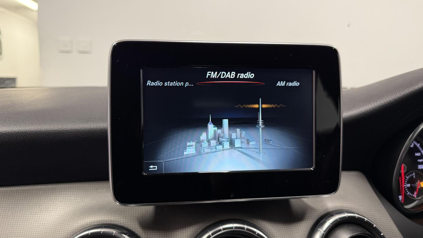 Mercedes-Benz CLA 2.1 CLA200d Sport Coupe 4dr Diesel Manual Euro 6 (s/s) (136 ps)