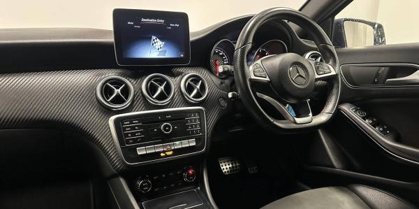 Mercedes-Benz A Class 1.5 A180d AMG Line Hatchback 5dr Diesel Manual Euro 6 (s/s) (109 ps)