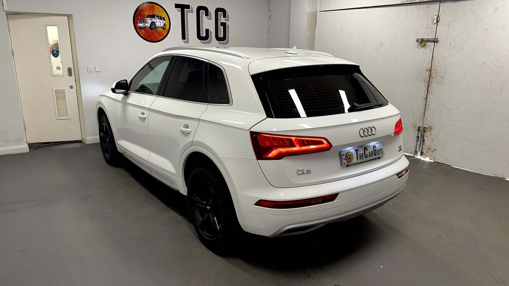 Audi Q5 2.0 TDI Sport SUV 5dr Diesel S Tronic quattro Euro 6 (s/s) (190 ps)