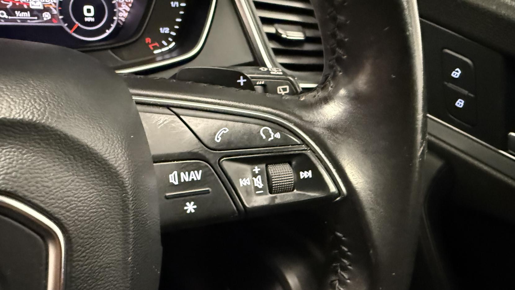 Audi Q5 2.0 TDI Sport SUV 5dr Diesel S Tronic quattro Euro 6 (s/s) (190 ps)