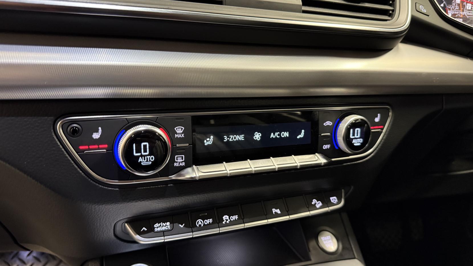 Audi Q5 2.0 TDI Sport SUV 5dr Diesel S Tronic quattro Euro 6 (s/s) (190 ps)