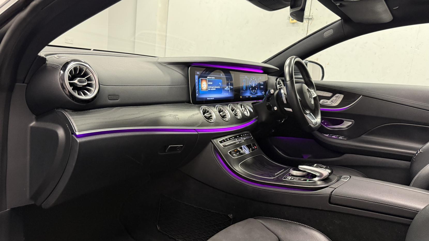 Mercedes-Benz E Class 2.0 E220d AMG Line (Premium) Coupe 2dr Diesel G-Tronic+ Euro 6 (s/s) (194 ps)