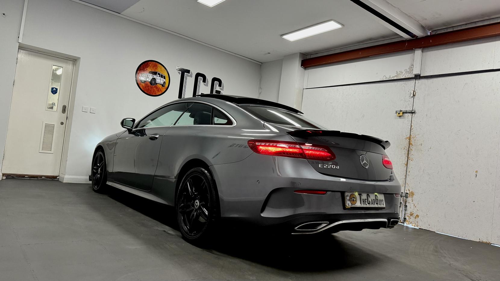 Mercedes-Benz E Class 2.0 E220d AMG Line (Premium) Coupe 2dr Diesel G-Tronic+ Euro 6 (s/s) (194 ps)