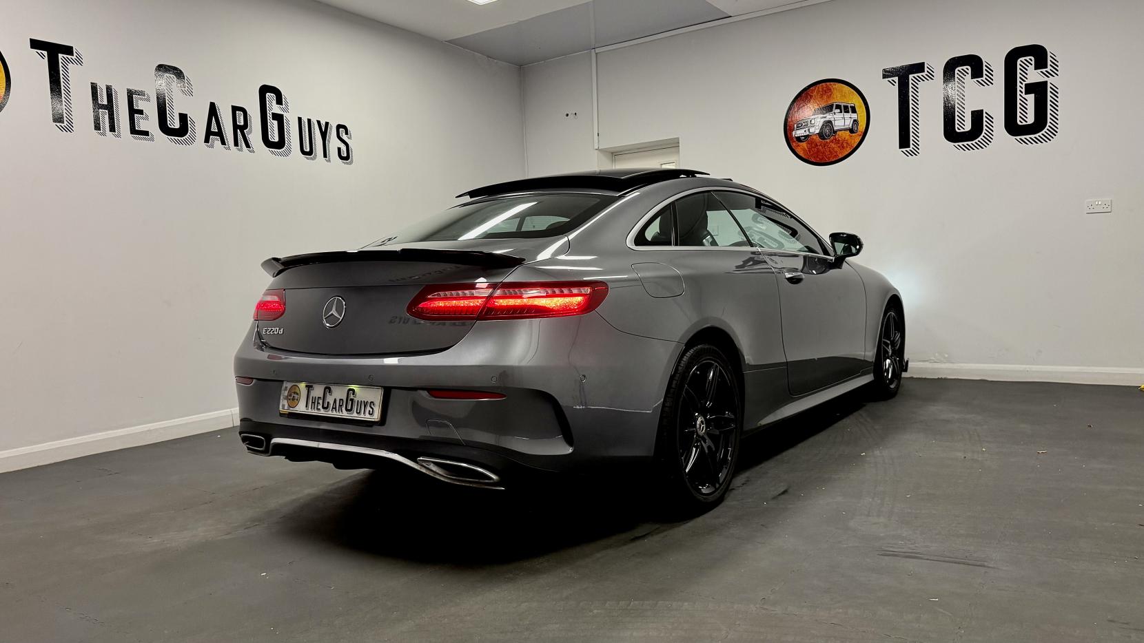 Mercedes-Benz E Class 2.0 E220d AMG Line (Premium) Coupe 2dr Diesel G-Tronic+ Euro 6 (s/s) (194 ps)