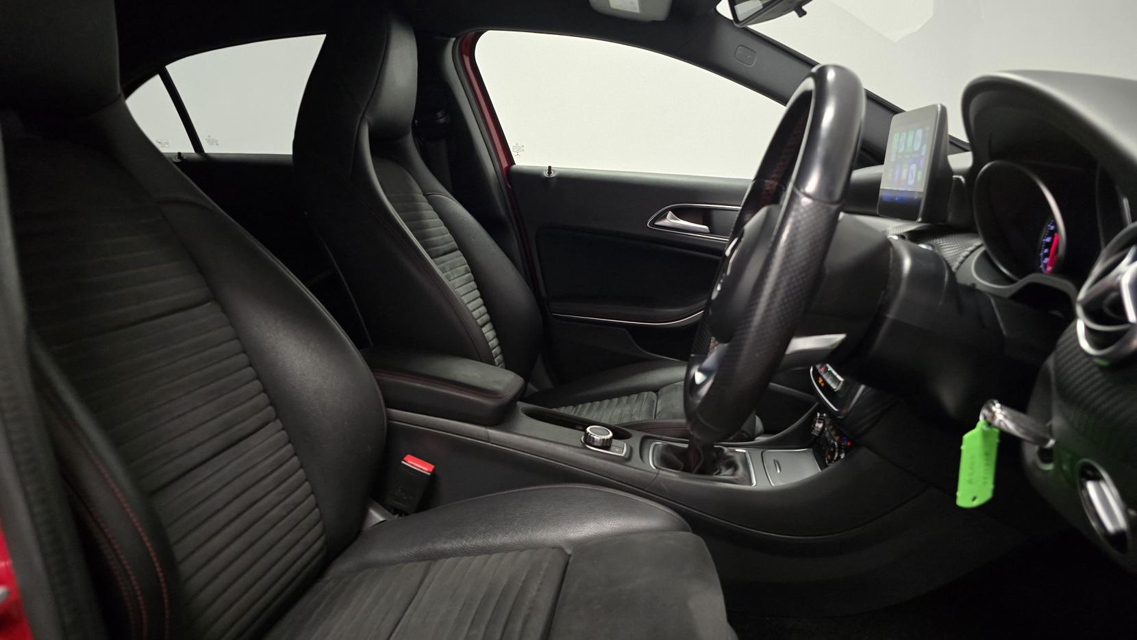 Mercedes-Benz A Class 2.1 A200d AMG Line (Executive) Hatchback 5dr Diesel Manual Euro 6 (s/s) (136 ps)