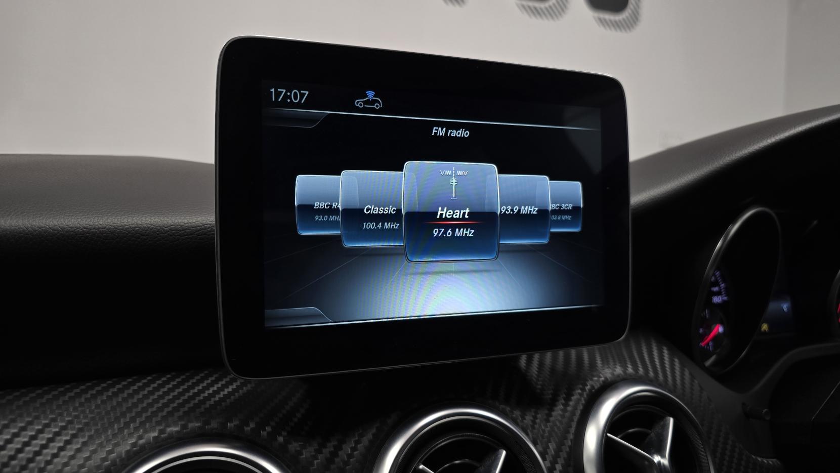Mercedes-Benz A Class 2.1 A200d AMG Line (Executive) Hatchback 5dr Diesel Manual Euro 6 (s/s) (136 ps)